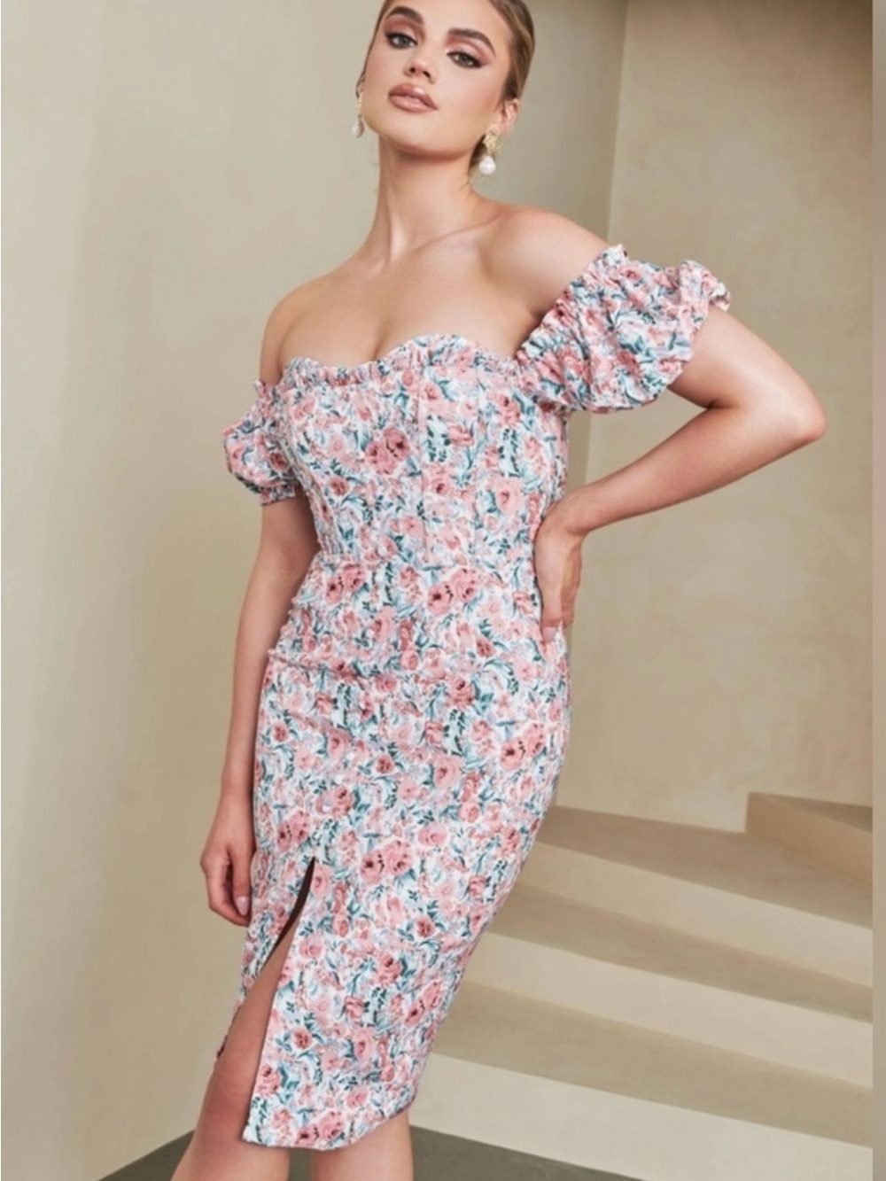 Lavish Alice Pink Floral Puff-Sleeve Midi Dress